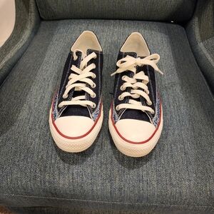 Low top Allstar Converse